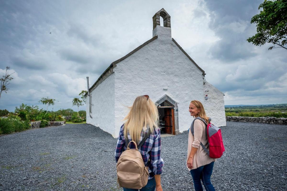 The Burren Art Gallery Built In 1798 Villa Tubber Exterior photo